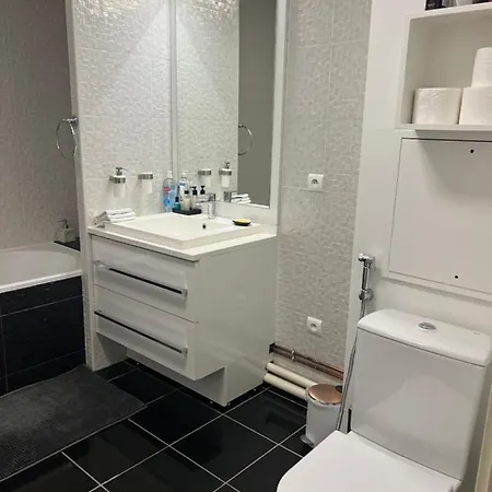 Apartment Superbe Paris La Defense La Garenne-Colombes