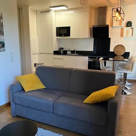 Apartment Superbe Paris La Defense